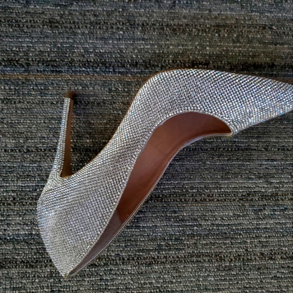 Steve Madden  Crystal Pump Shoe Size 9.5